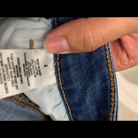 Distressed Denim Shorts - Picture 5 of 5